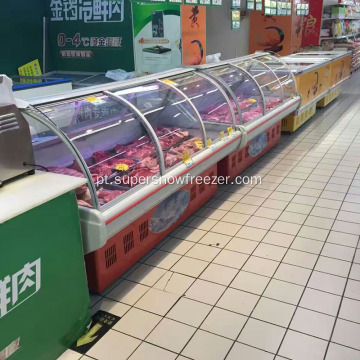 Refrigerador comercial da exposição do açougueiro da carne para venda